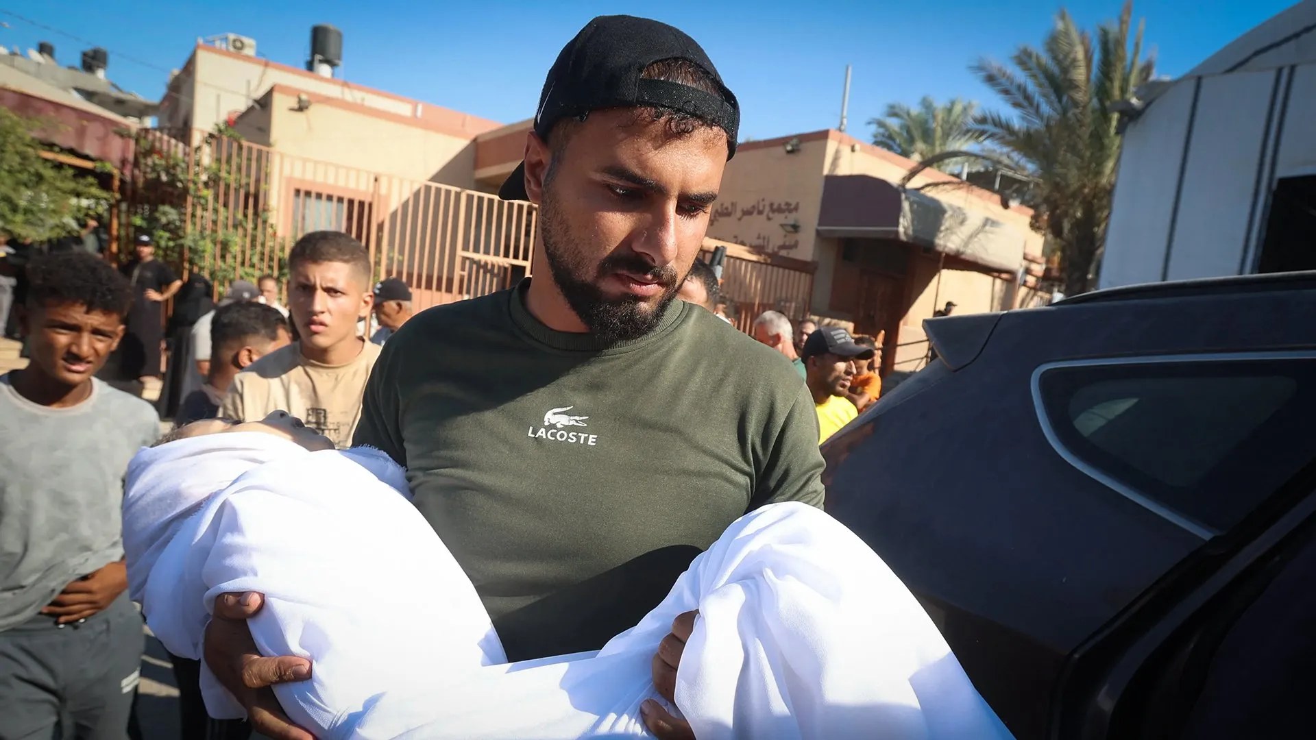 الإغاثة الطبية تحذر من مخاطر نقص المأوى لنازحي غزة في فلسطين قبل الشتاء